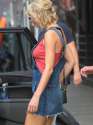 taylor-swift-legs-14[1].jpg