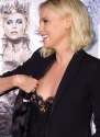 charlize1.jpg