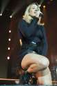 ellie-goulding-performs-at-a-concert-in-glasgow-03-18-2016_1.jpg
