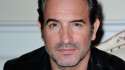 jean-dujardin-a-poste-un-dessin-de-brice-de-nice-en-soutien-aux-victimes-des-attentats-image-d-illustration_5642941.jpg