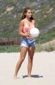 paris-berelc-at-a-beach-in-los-angeles-september-2015_6.jpg