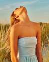 karlie-kloss-lands-another-gorgeous-spring-campaign-1632942-1453684886.640x0c.jpg