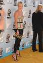20654-charlize-theron-2008-mtv-movie-awards-arriva.jpg