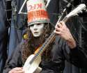 070221_buckethead.jpg