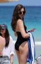 hailee_steinfeld_in_black_swimsuit_2016_03.jpg