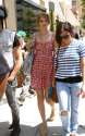 taylor-swift-candids-in-la-08-530x848.jpg