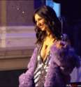 victoria_justice_side_boob2_zpsqy5ipdes.gif
