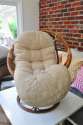 egg-chair2.jpg