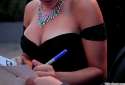 Scarlett(CleavyAutographSmile).gif