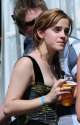 2010-Glastonbury-Music-Festival-in-Somerset-England-25-06-10-HQ-emma-watson-24105789-1256-1944.jpg