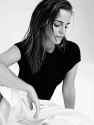 emma-watson-photoshoot-for-elle-magazine-uk-december-2014_4.jpg