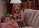 04x18 - The One With Rachel's New Dress.avi_000955497.jpg