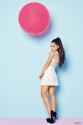 Ariana_Grande_2000003.jpg
