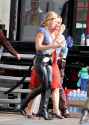 Chuck_6_Larry_Movie_Set_Jessica_Biel_8147.jpg