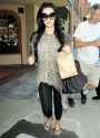 Kim-Kardashian-West-Feet-2441158.jpg
