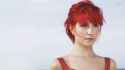 23918-hayley-williams-1920x1080-celebrity-wallpaper.jpg