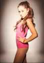 637full-ariana-grande.jpg