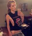 bella_thorne_sideboob.jpg