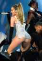 o-JENNIFER-LOPEZ-900.jpg