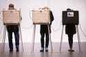 160829-illinois-voting-machine-mbe-527p_9029a8cba29f9234a81c7c5fd5aaaba7.nbcnews-ux-2880-1000[1].jpg