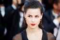 124384-lena-meyer-landrut-sur-le-tapis-rouge-de-5000x0-2.jpg
