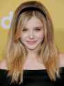 54ee765b2b0e8_-_sev-chloe-grace-moretz-beauty-makeover-headband-s2.jpg
