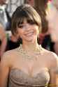 Sarah-Hyland-Golden-Globe-104002.jpg