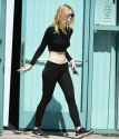 elle-fanning-in-tights-out-in-los-angeles-august-2016-4.jpg