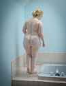nika__son_bain_11_by_mprevert-d8rlmpc.jpg