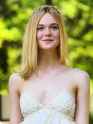 elle-fanning-435-38.jpg