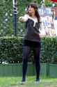 Zooey-Deschanel---New-Girl-set--11.jpg