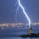 _49482272_caters_lightning_new_york_01.jpg
