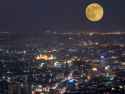 Damascus Moon.jpg