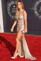 425_jennifer_lopez_walk_454.jpg