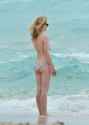 gillian-jacobs-bikini-candids-in-miami-june-2011-07.jpg