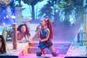 ArianaShow1120picturepub__5_.jpg