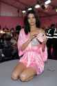 2016_Victoria_Secret_Fashion_Show_Paris_Hair_zThf94c17jwx.jpg