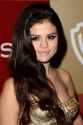 selena-gomez-barbara-palvin-vanessa-hudgens-sarah-hyland-011502.jpg