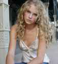 Taylor-Swift-Andrew-Orth-Photoshoots-2004-2005-15.jpg