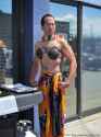 Coconut+bra+man+hawaiian+bbq+party_7a632f_4699270.jpg