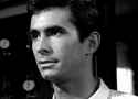 Psycho-gif-alfred-hitchcock-21247888-400-288.gif