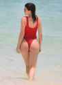 Kylie-Jenner-Swimsuit-Candids-in-Turk-and-Caicos-9.jpg