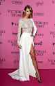 Taylor-Swift-Feet-1531823.jpg