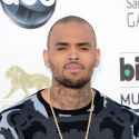1392667111_chris_brown_billboard_music_awards_2013_red_carpet_01_48.jpg