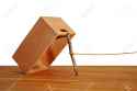 24992875-Box-trap-Stock-Photo.jpg