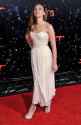 scarlett-johansson-the-spirit-premiere-in-los-angeles-16.jpg