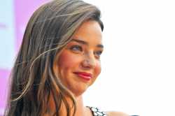 Miranda Kerr leggy in short dress-01.jpg