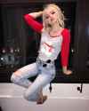 DoveCameronFeet2542064.jpg