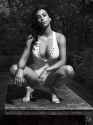 Kim-Kardashian-West-Feet-2294239.jpg