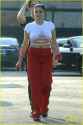 ariel-winter-wearing-a-revealing-shirt-in-sherman-oaks-california-92017.jpg
